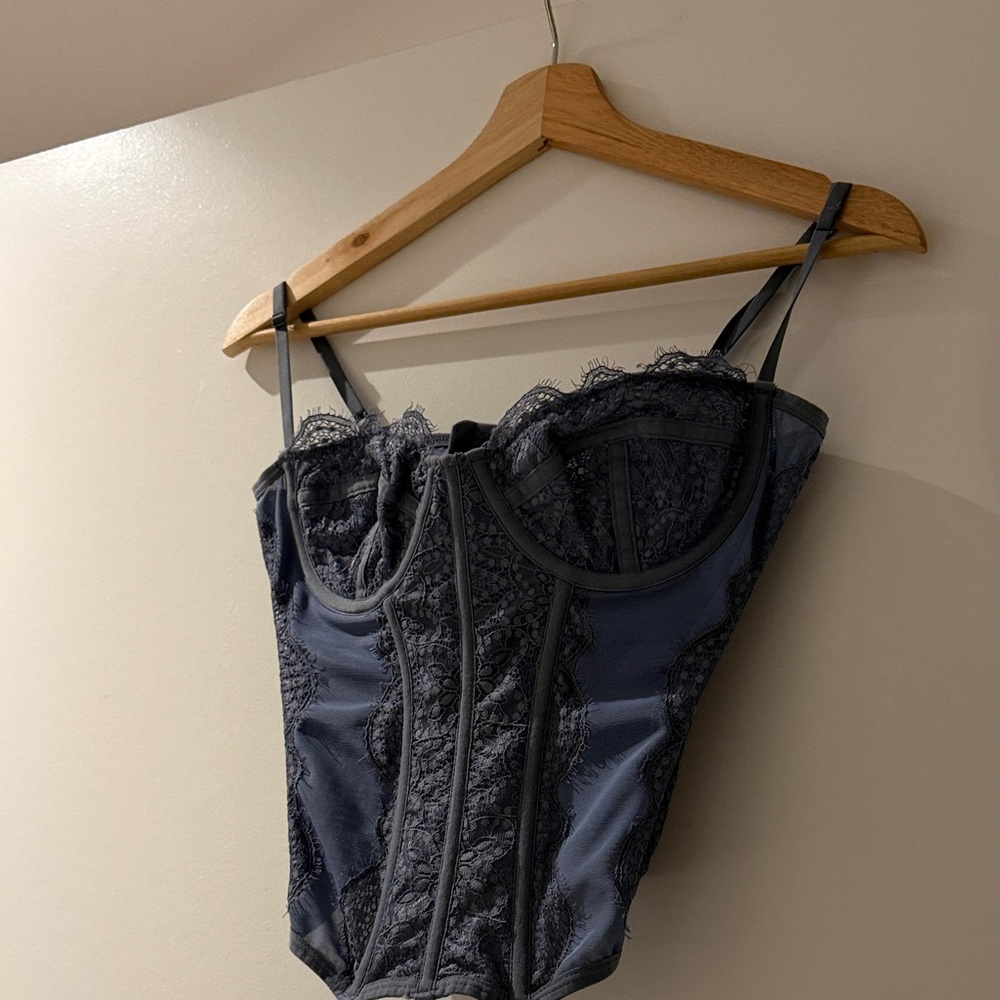 Elegant Lace Corset in blue